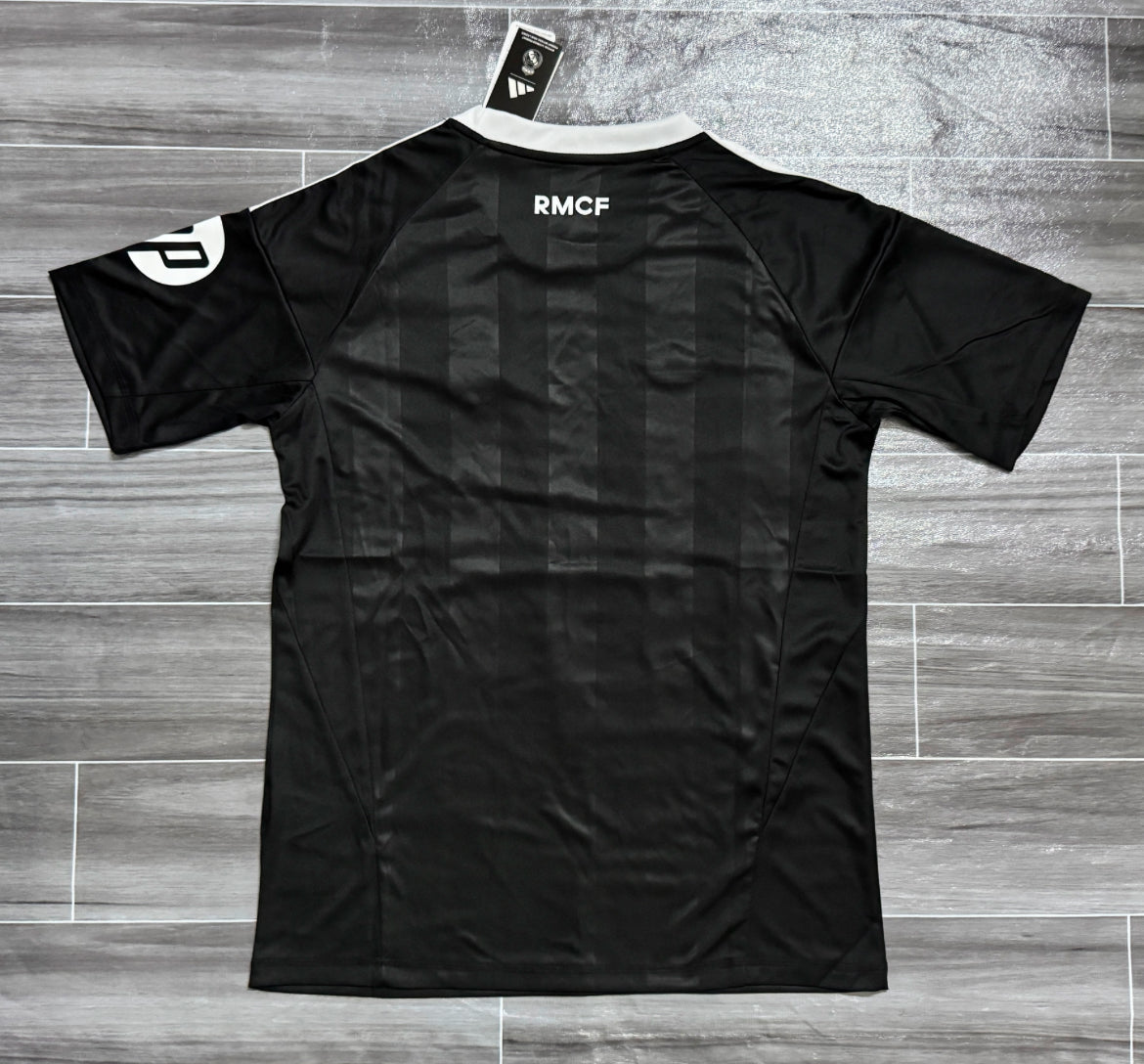 Maglia speciale Real Madrid Adidas x Originals